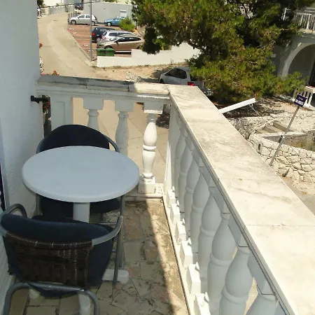 Guest house Radojka Primosten